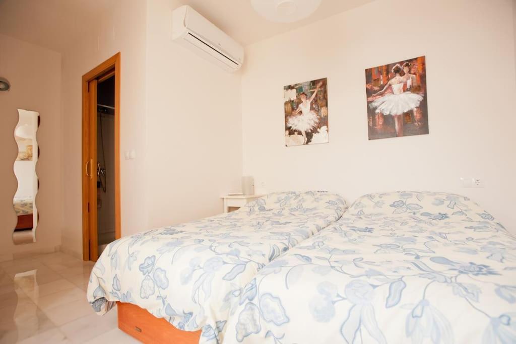 Walk To The Cathedral Atico Duplex Apartamento Sevilla